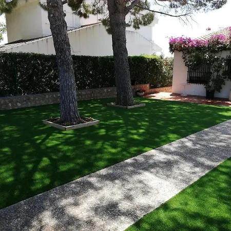 Xalet A Primera Linea De Mar 度假居 卡拉法特